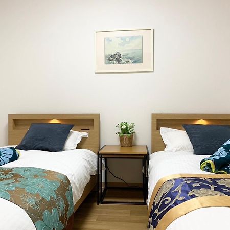 Spring Apartment Shinjuku Токио Экстерьер фото